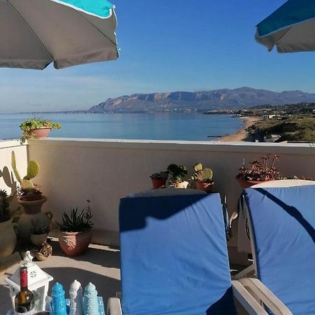 Appartamento Il Gabbiano Balestrate Exteriér fotografie